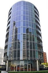 New landmark high-rise in South West London, supplied by Hueck UK